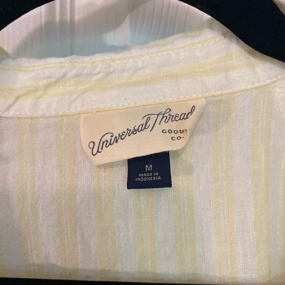 Universal Thread Yellow Lightweight Casual Shirt - image 5